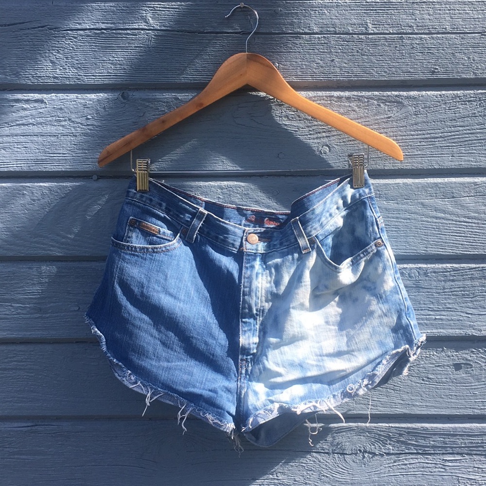 Acid Wash High-Rise Denim Shorts